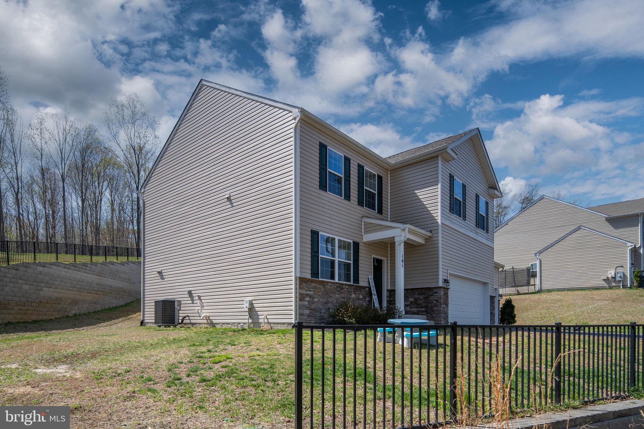 WOOD LANDING ESTATES - Residential