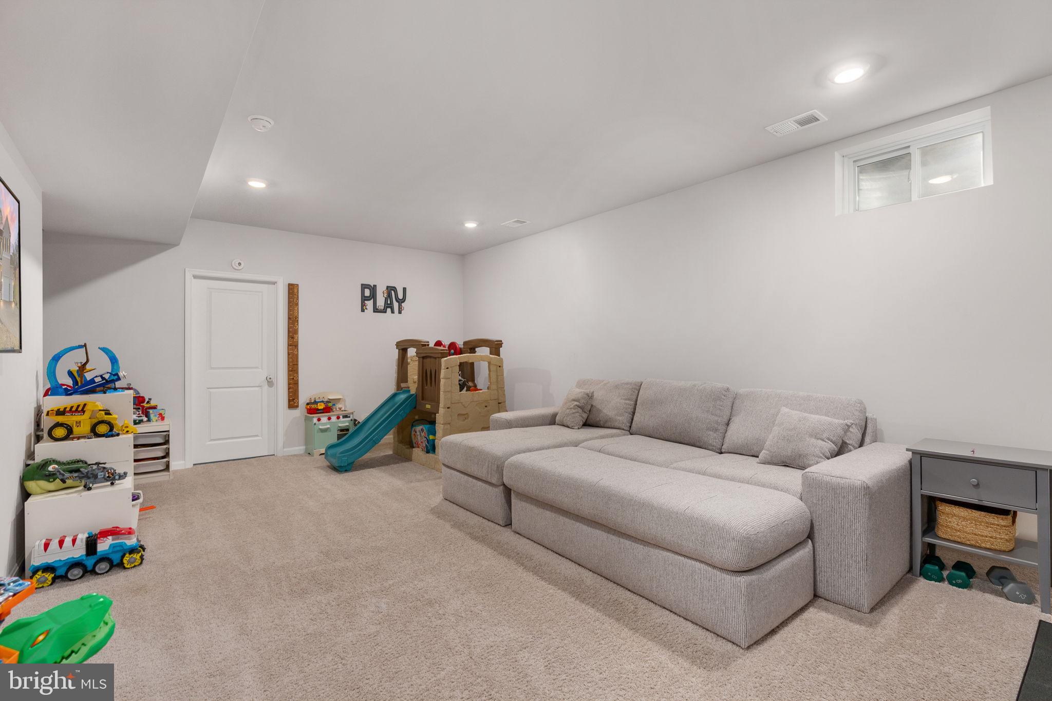 WOOD LANDING ESTATES - Residential