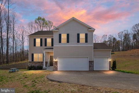 101 PINEWOOD ROAD FREDERICKSBURG VA 22405