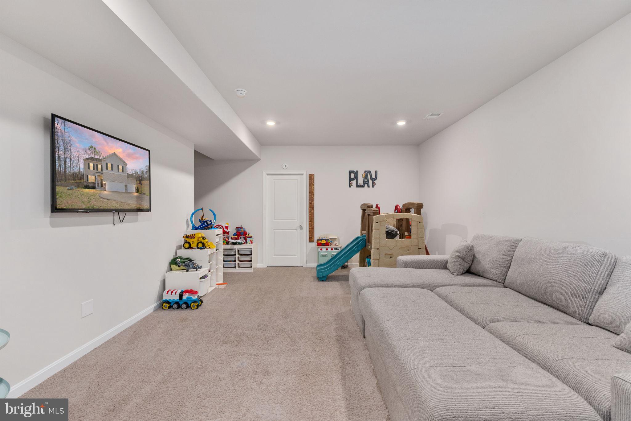 WOOD LANDING ESTATES - Residential