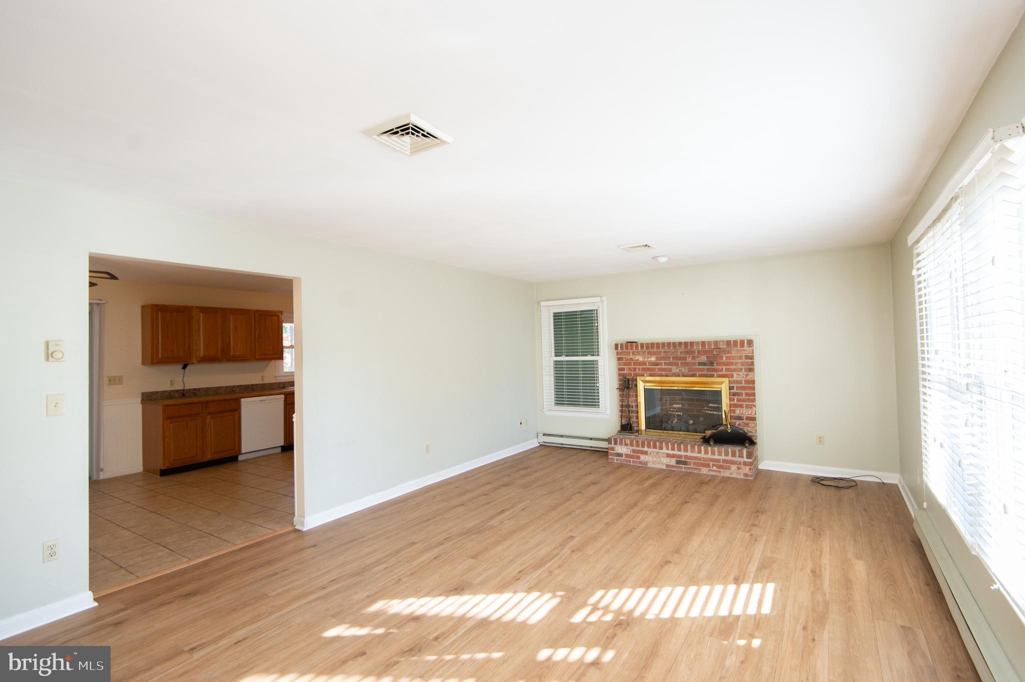 BONNIE BROOK - Residential