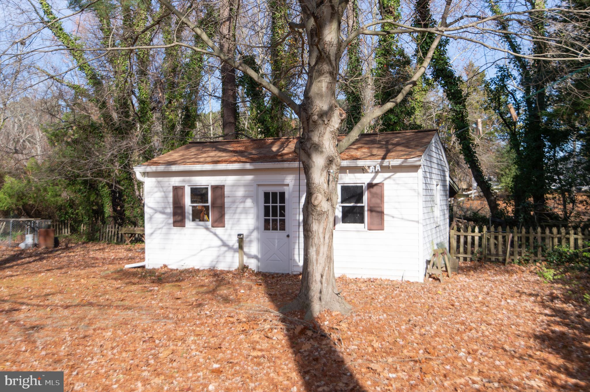 BONNIE BROOK - Residential