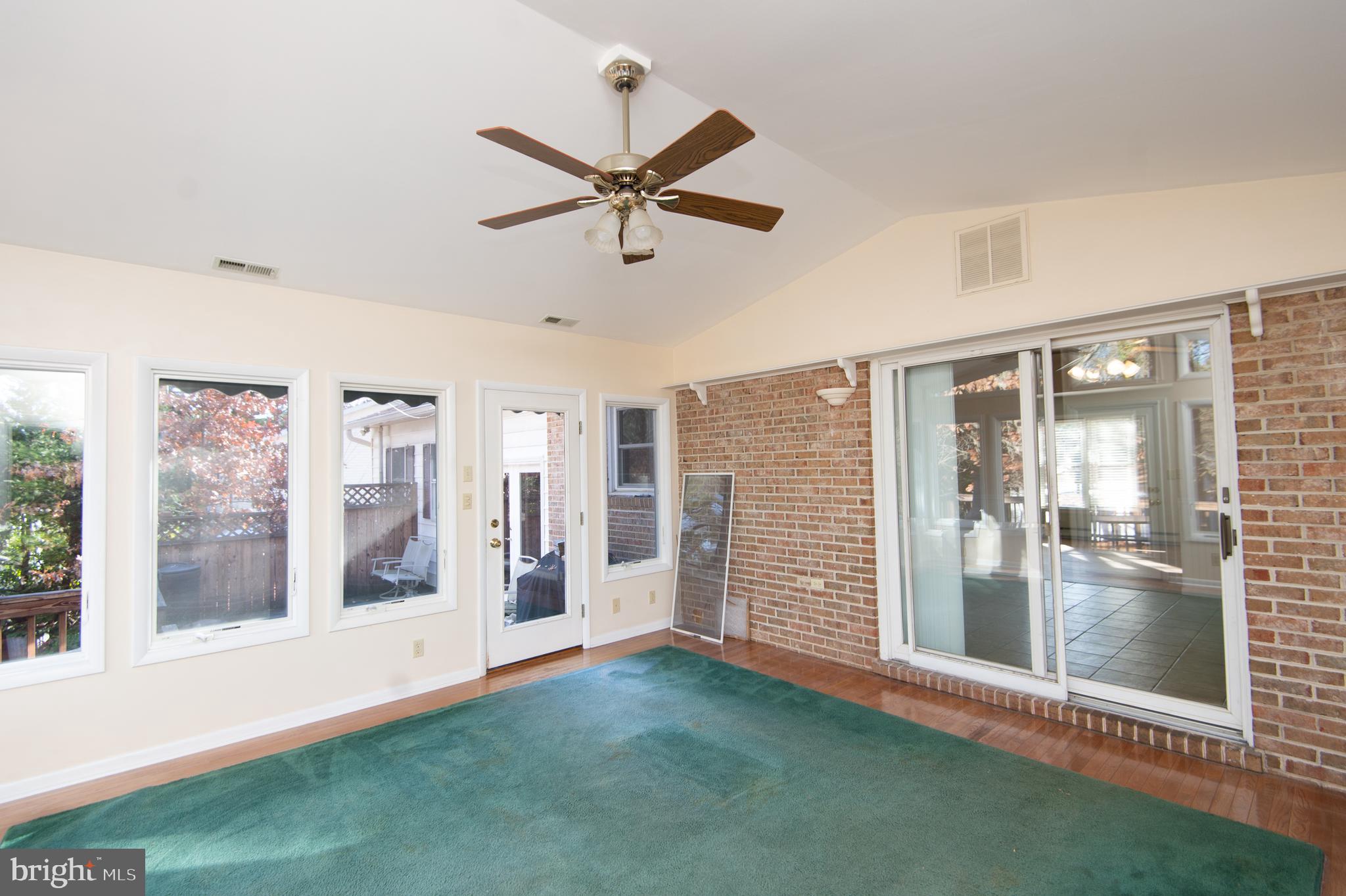 BONNIE BROOK - Residential