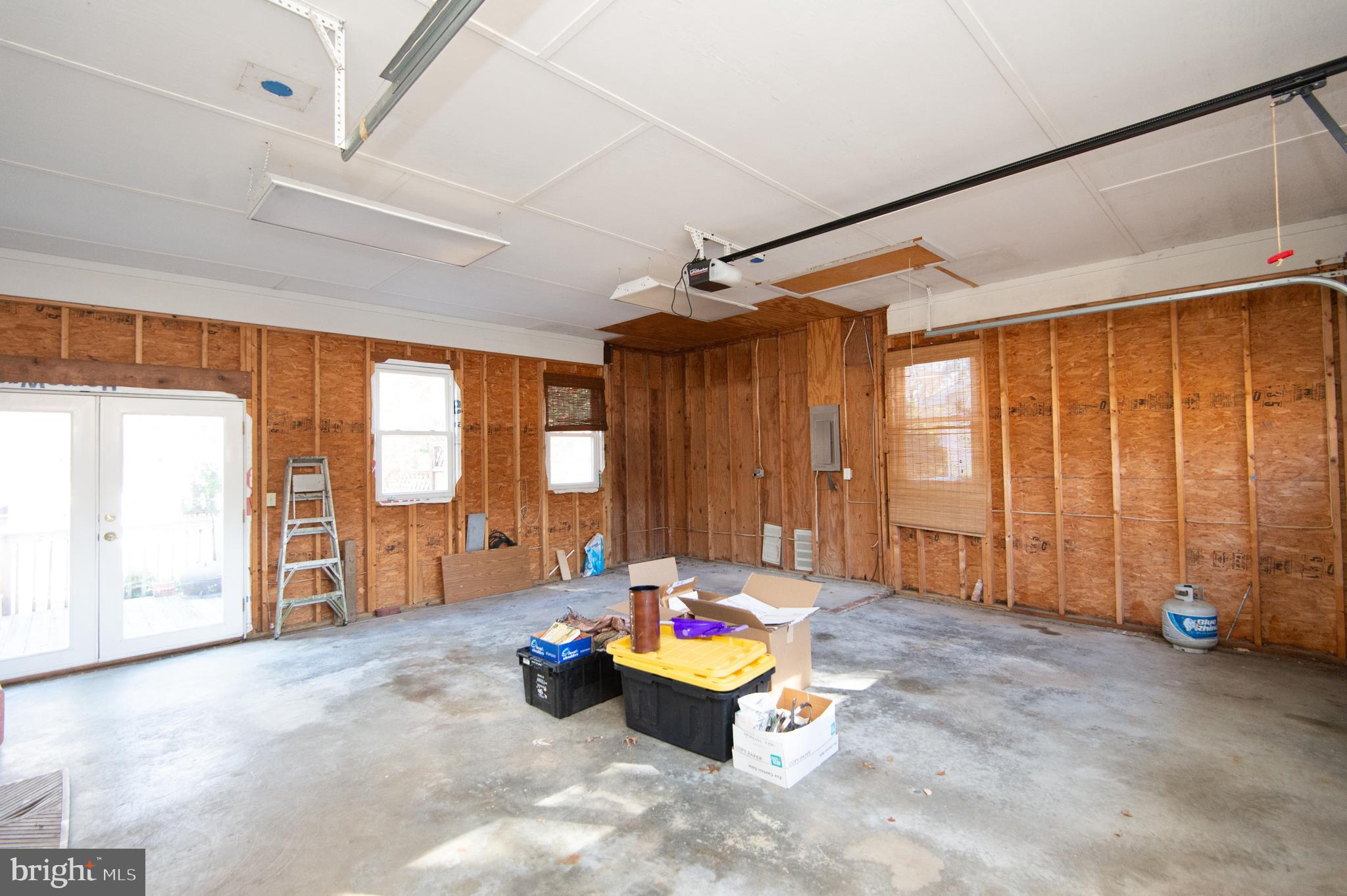 BONNIE BROOK - Residential