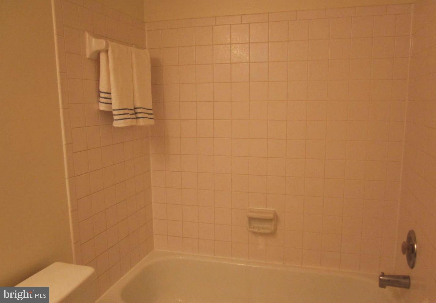 BARTON PLACE - Residential Lease