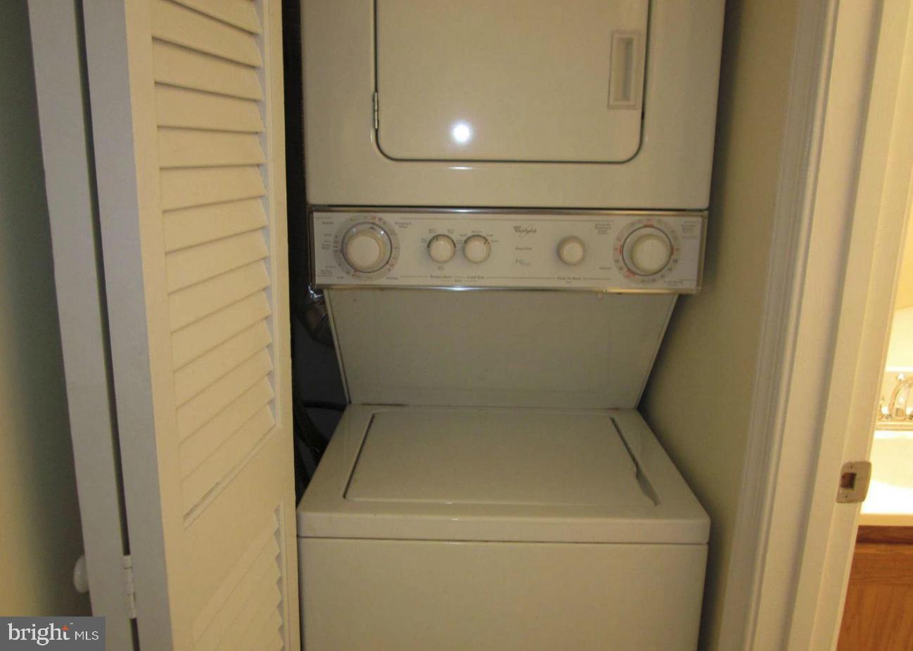 BARTON PLACE - Residential Lease