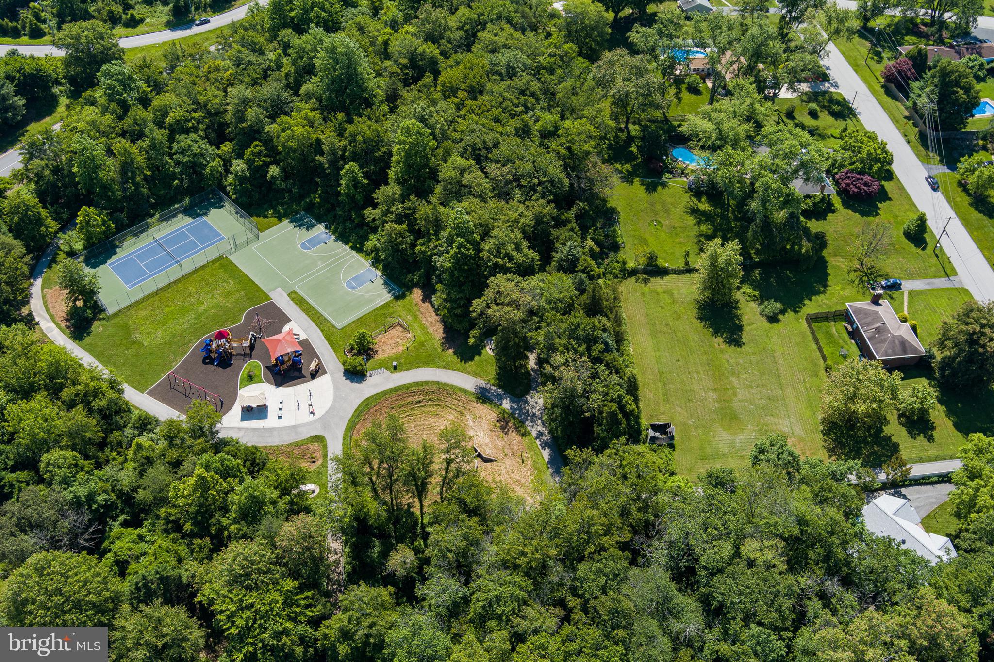 RIVERS EDGE - Residential