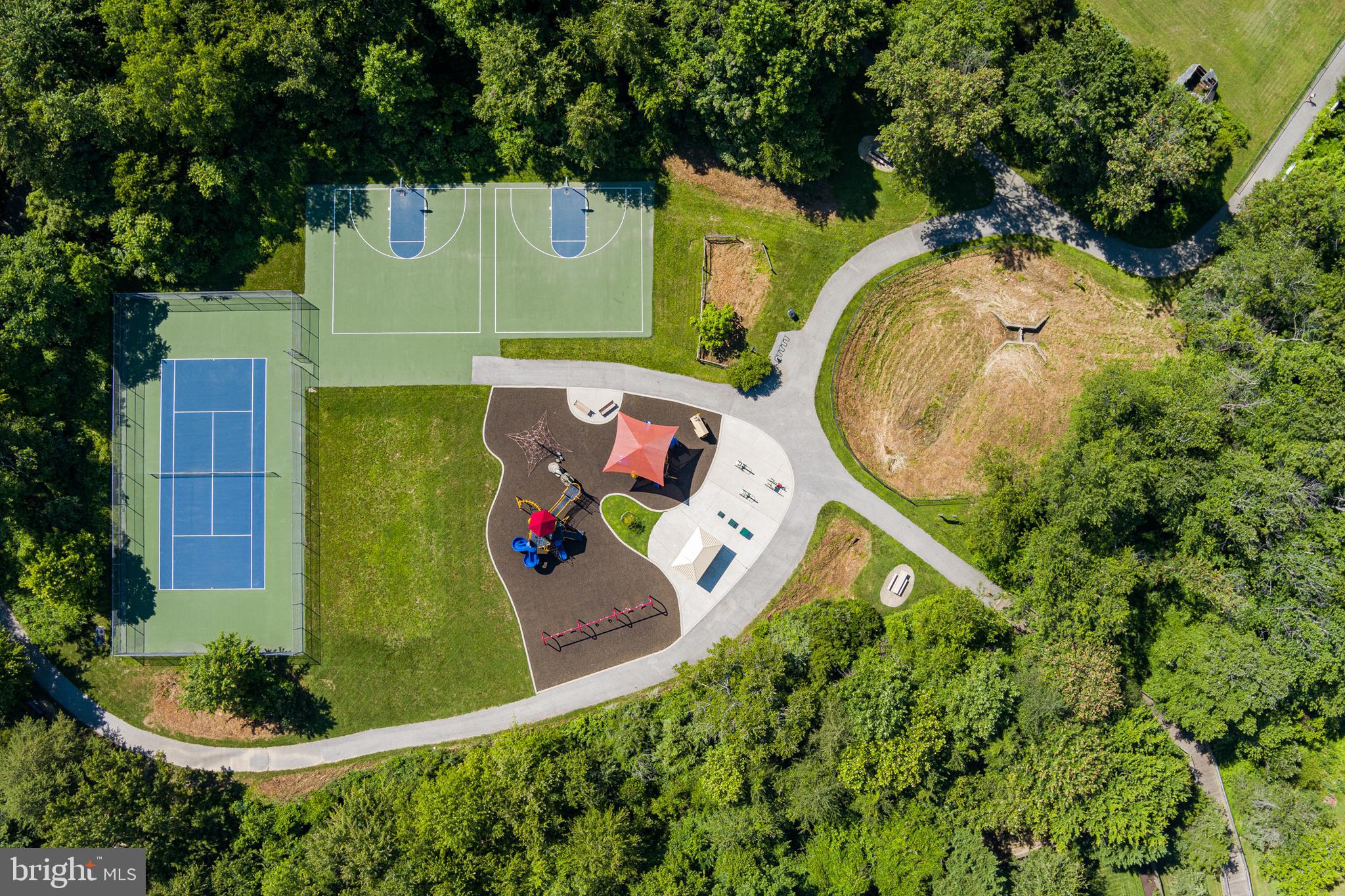 RIVERS EDGE - Residential