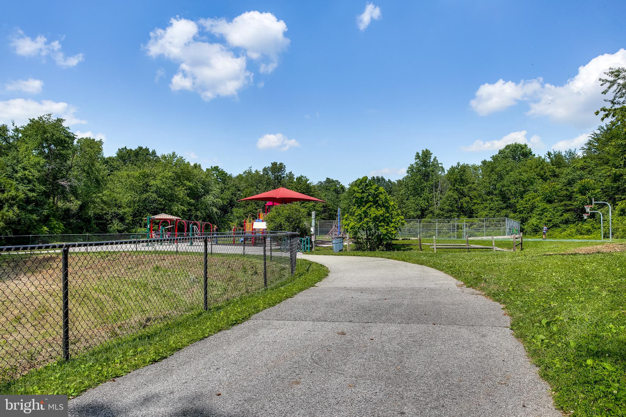 RIVERS EDGE - Residential