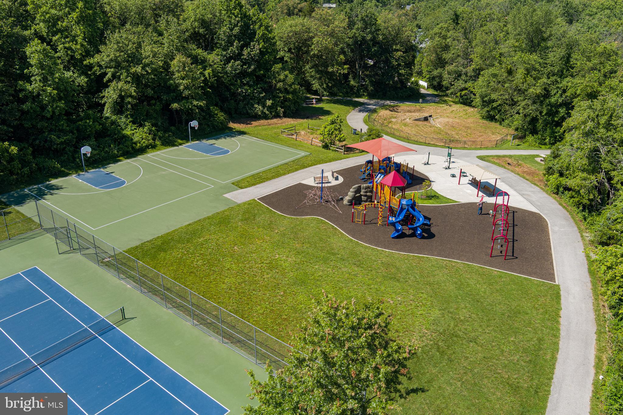 RIVERS EDGE - Residential