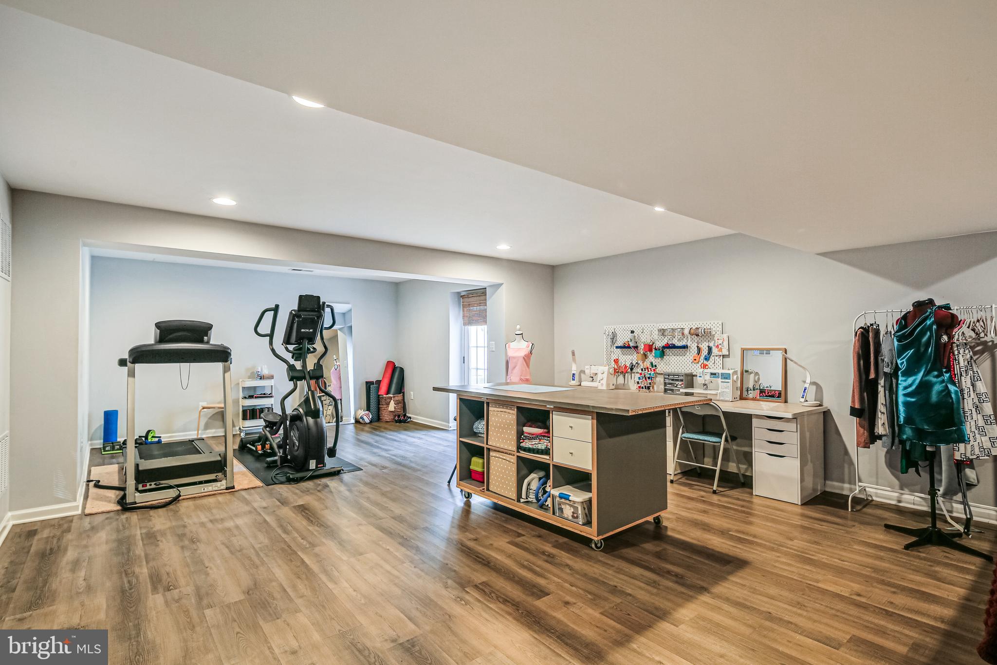 RIVERS EDGE - Residential