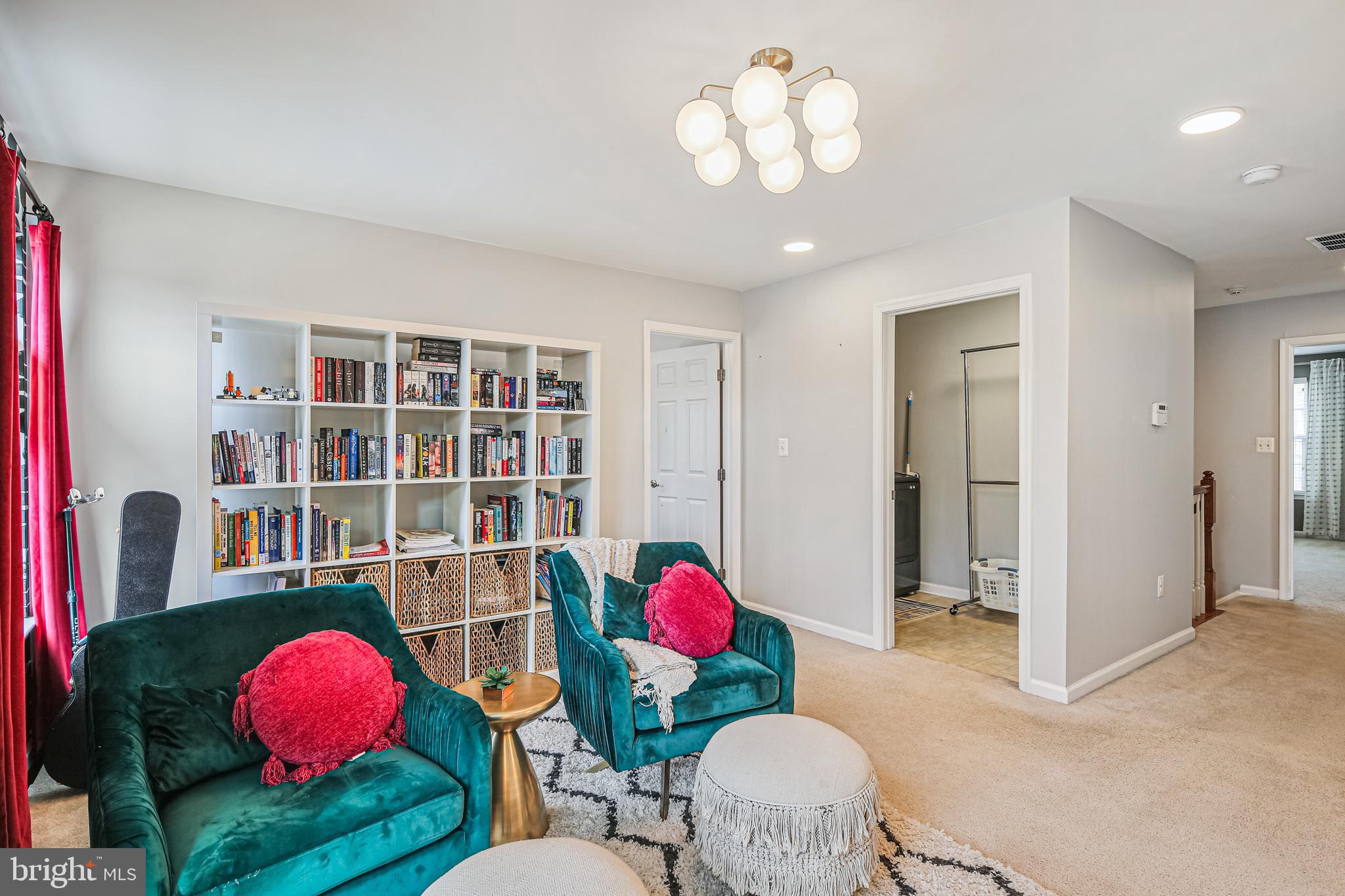 RIVERS EDGE - Residential