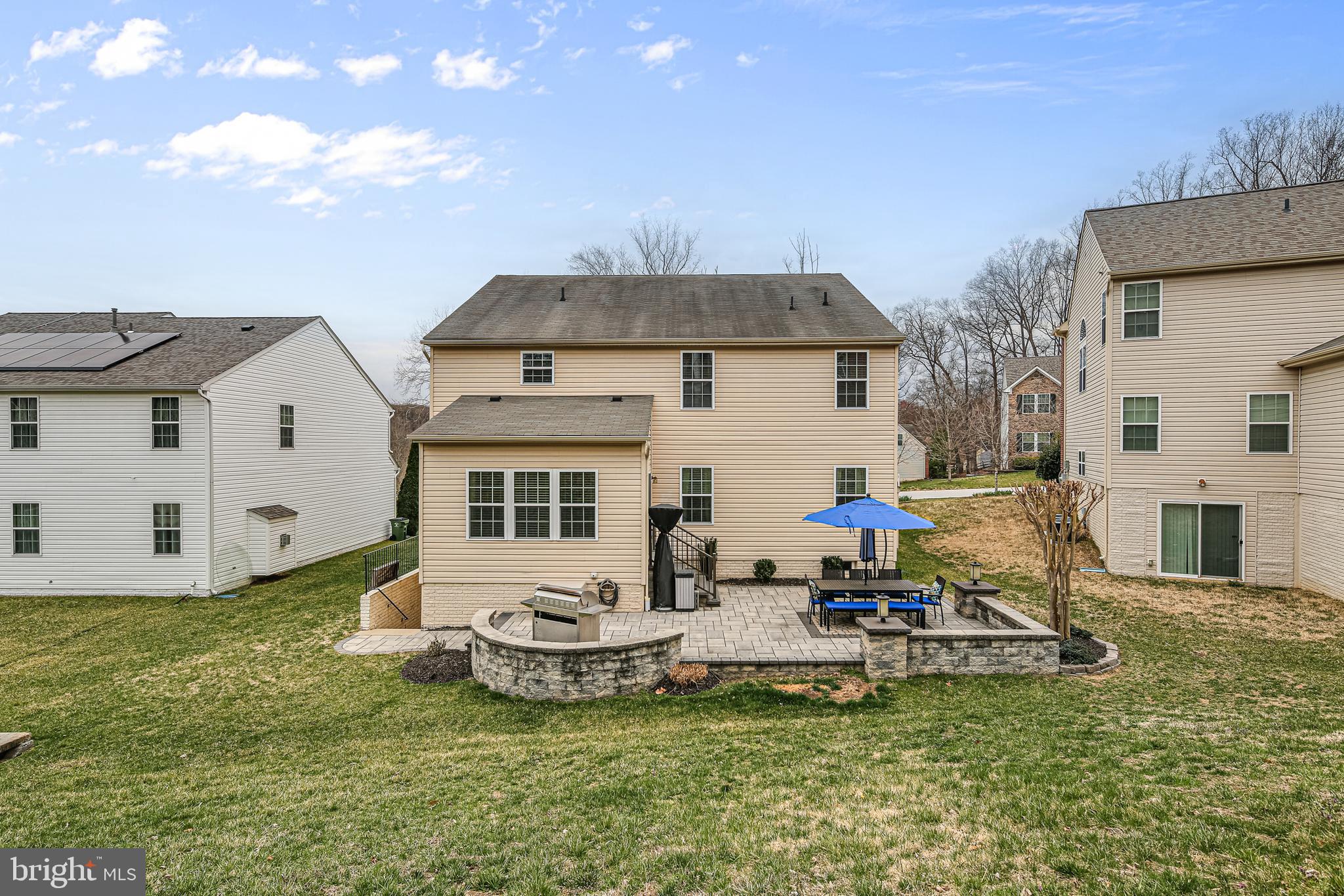 RIVERS EDGE - Residential