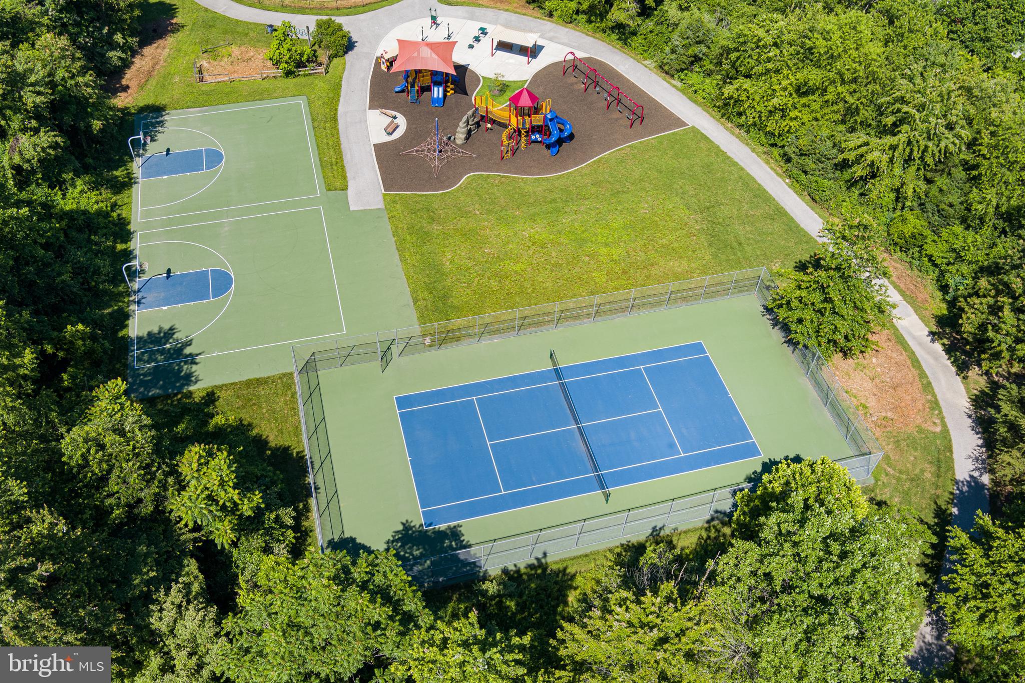 RIVERS EDGE - Residential