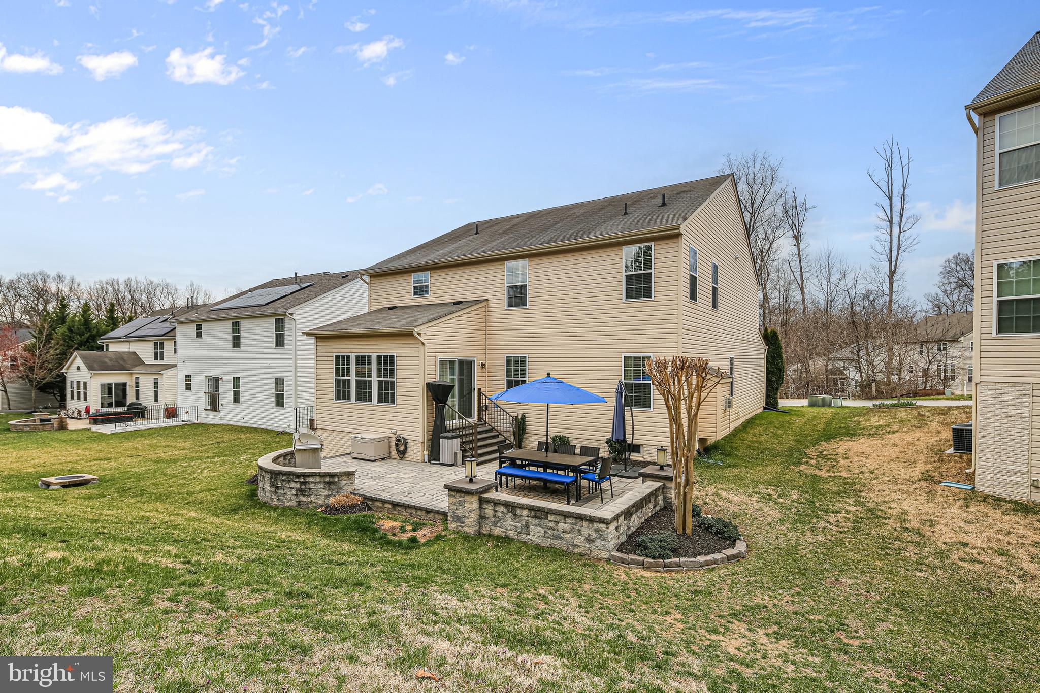 RIVERS EDGE - Residential