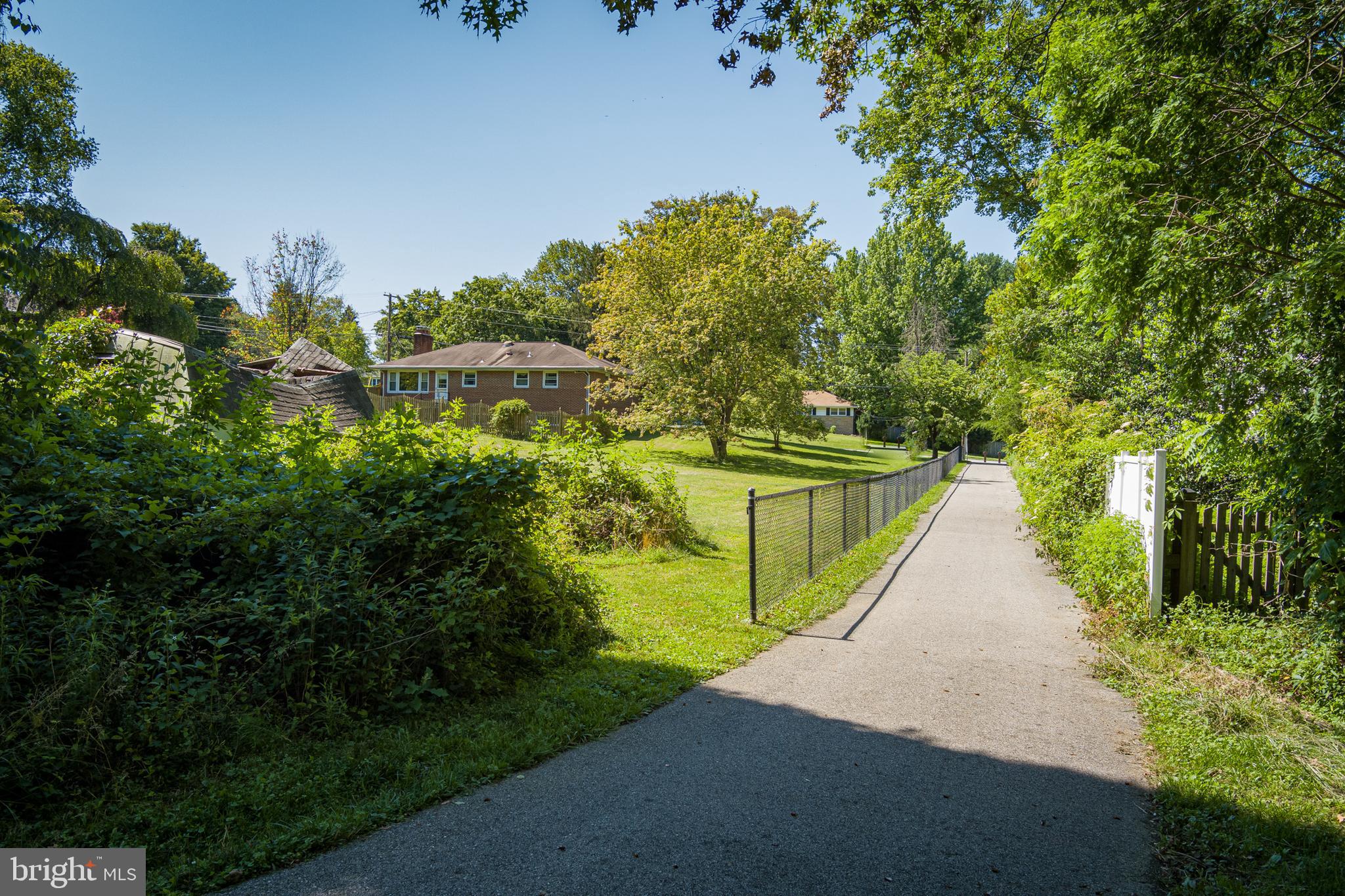 RIVERS EDGE - Residential