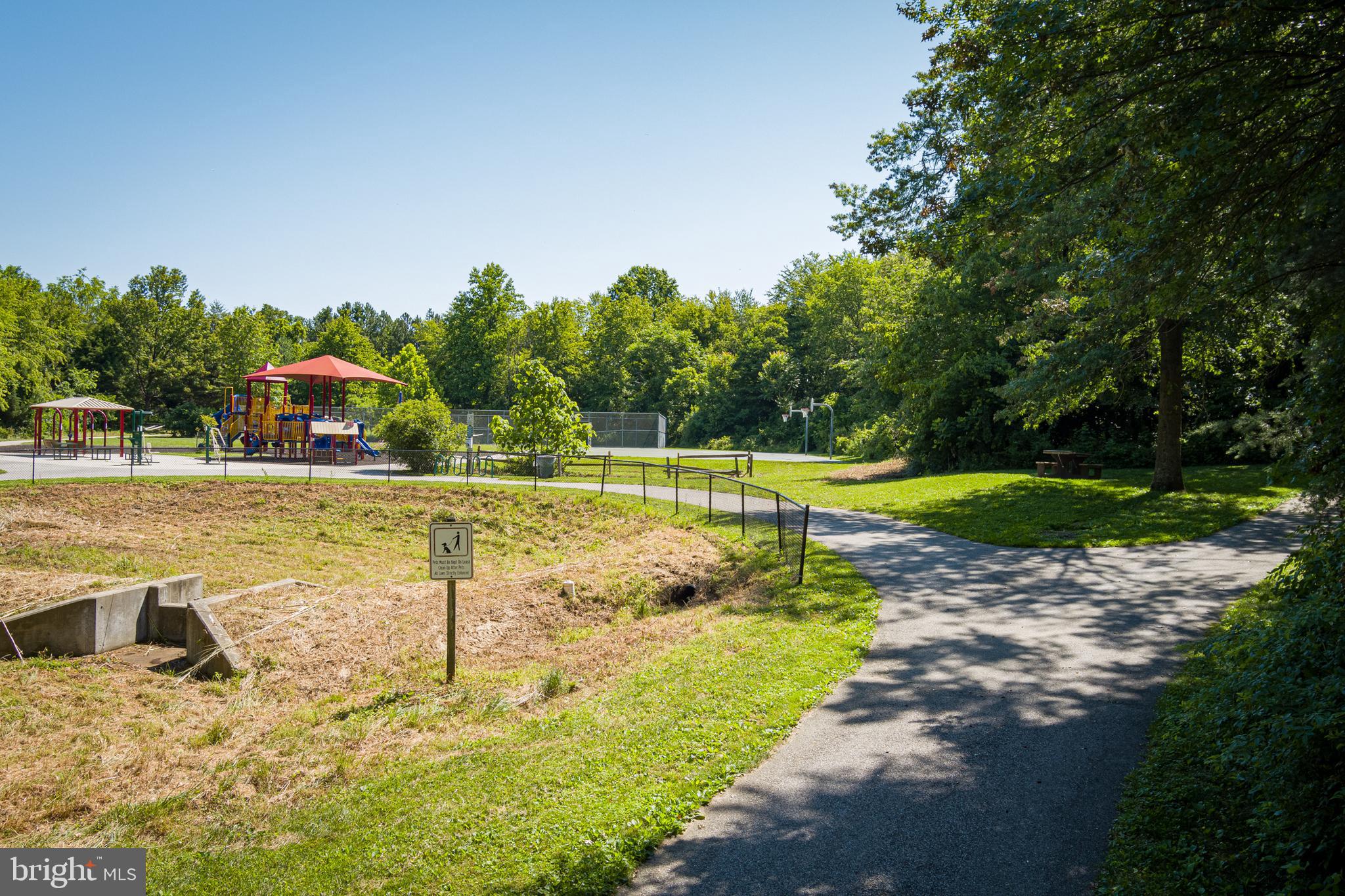 RIVERS EDGE - Residential