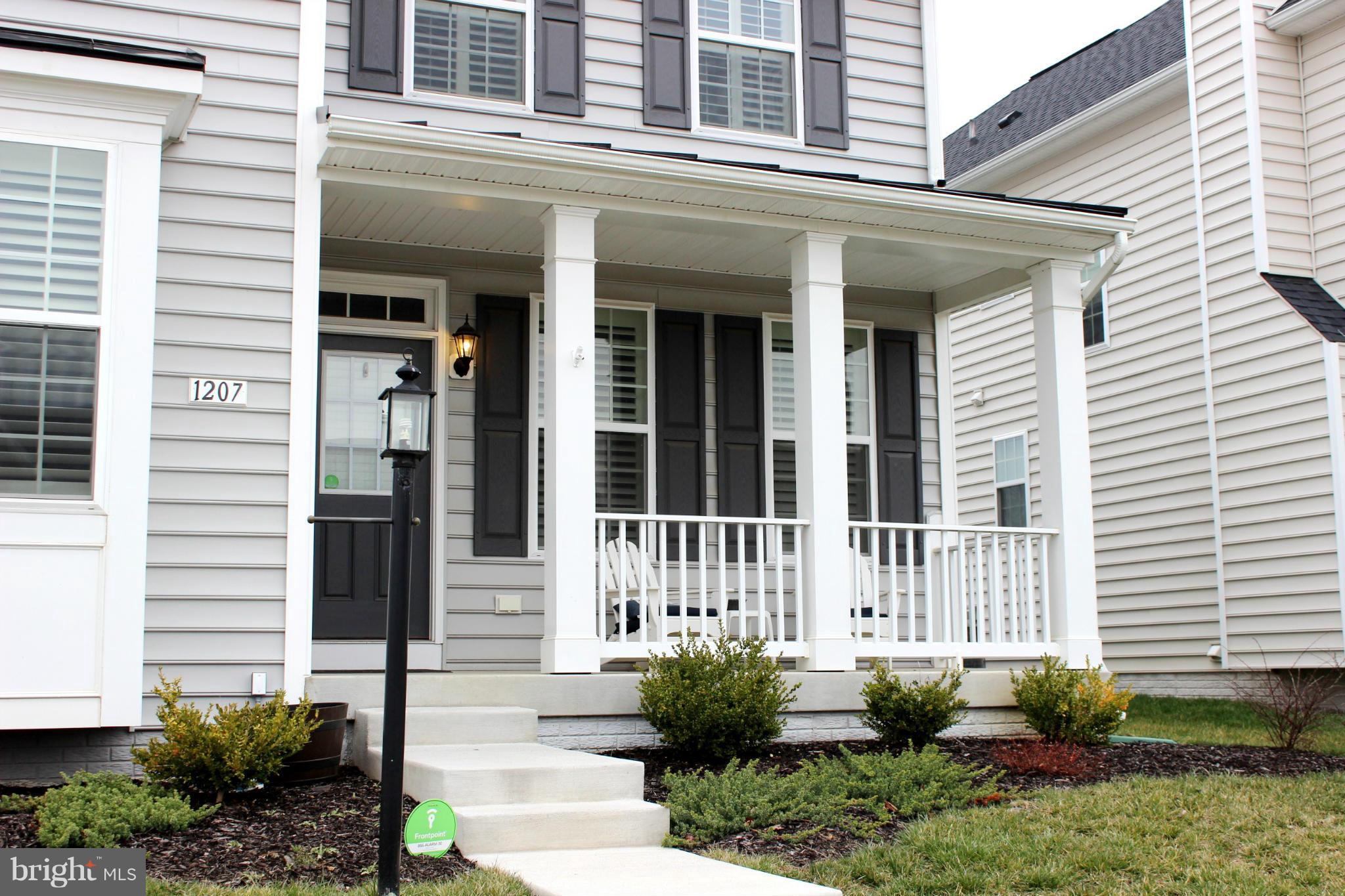 LAKELAND PLACE - Residential