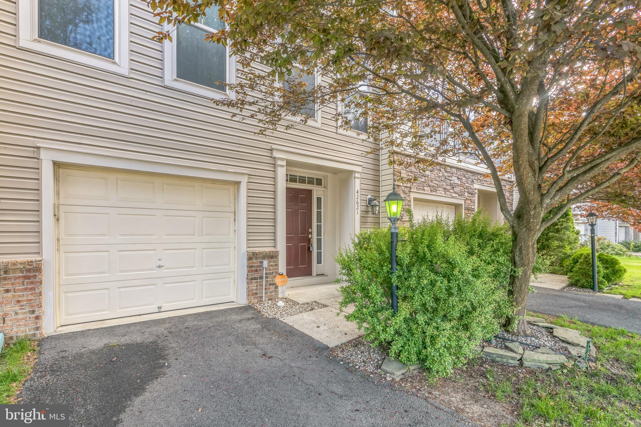 ALEXANDERS CHASE - Residential