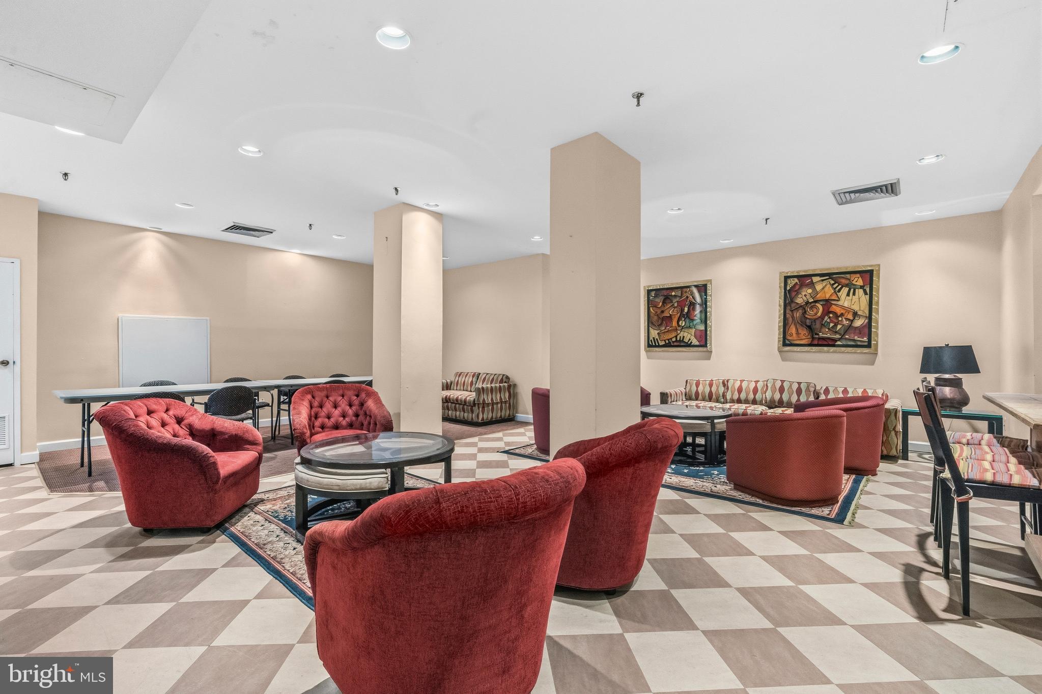 TEMPLETON OF ALEXANDRIA - Residential