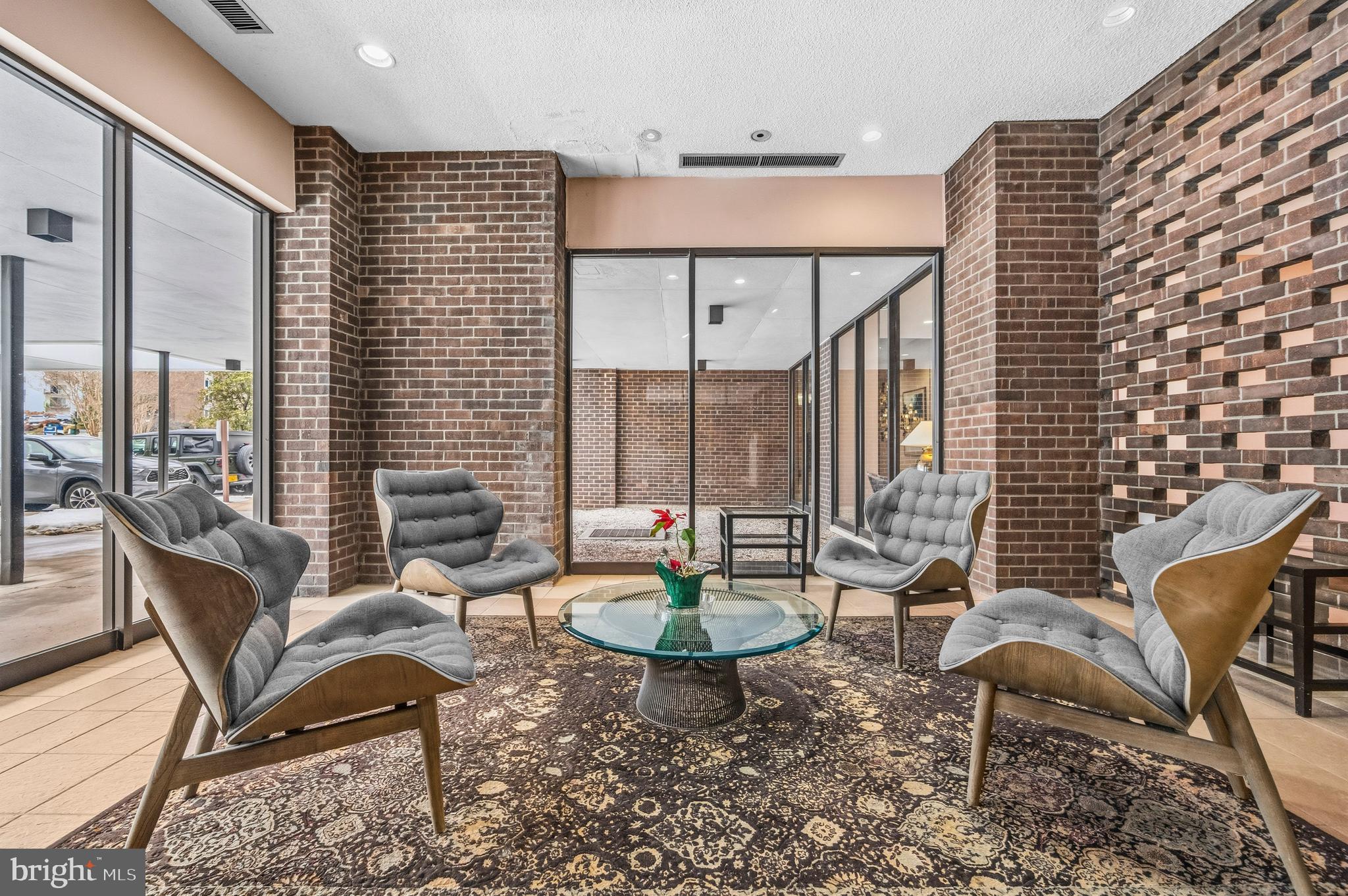 TEMPLETON OF ALEXANDRIA - Residential