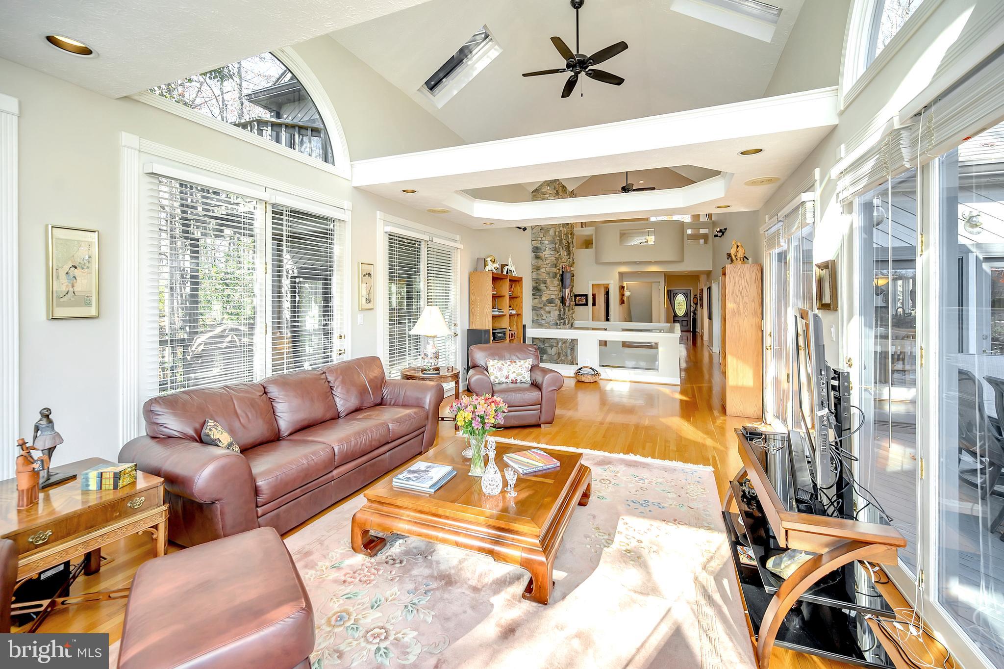 LAKE OF THE WOODS - Residential