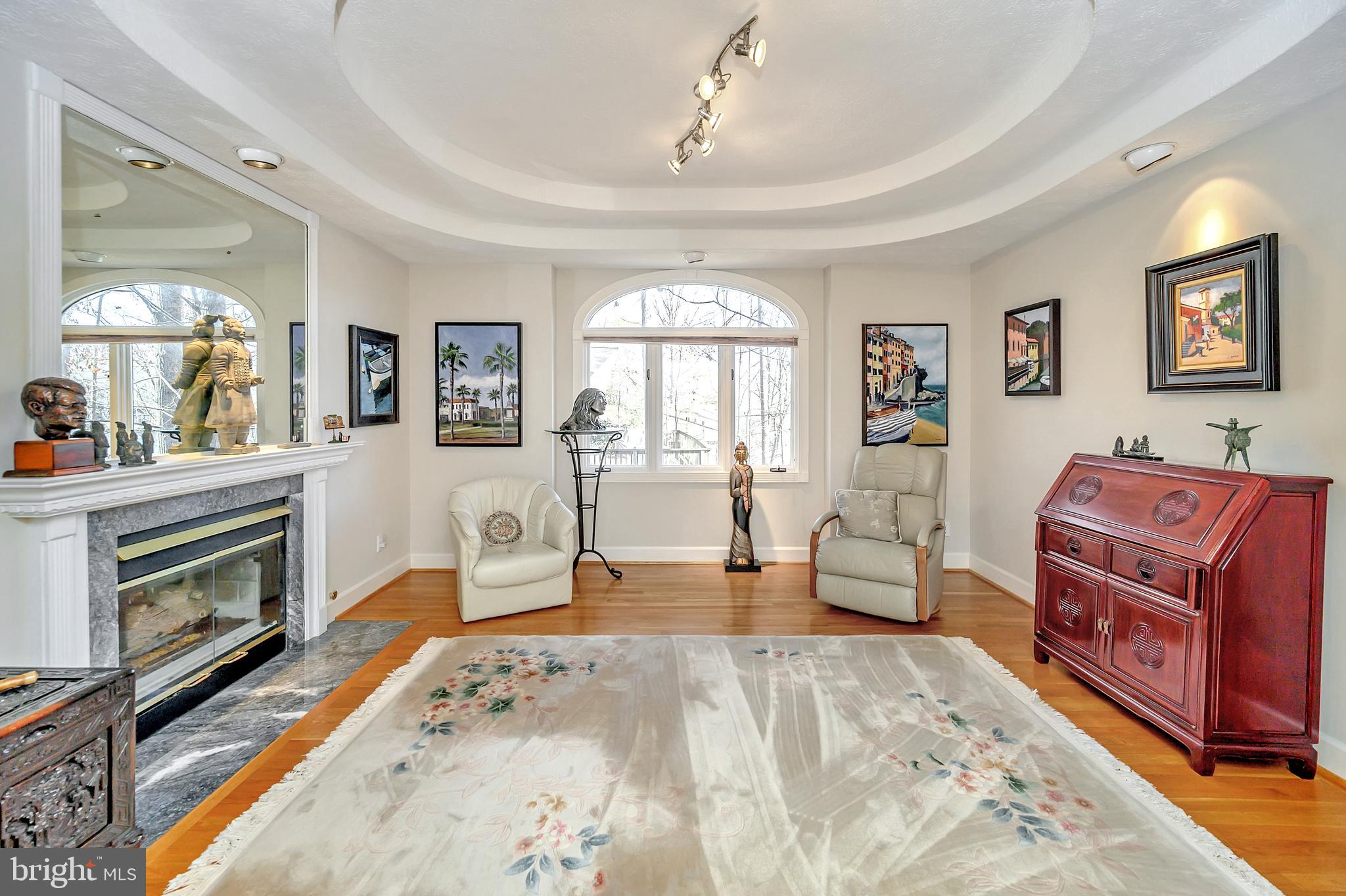 LAKE OF THE WOODS - Residential