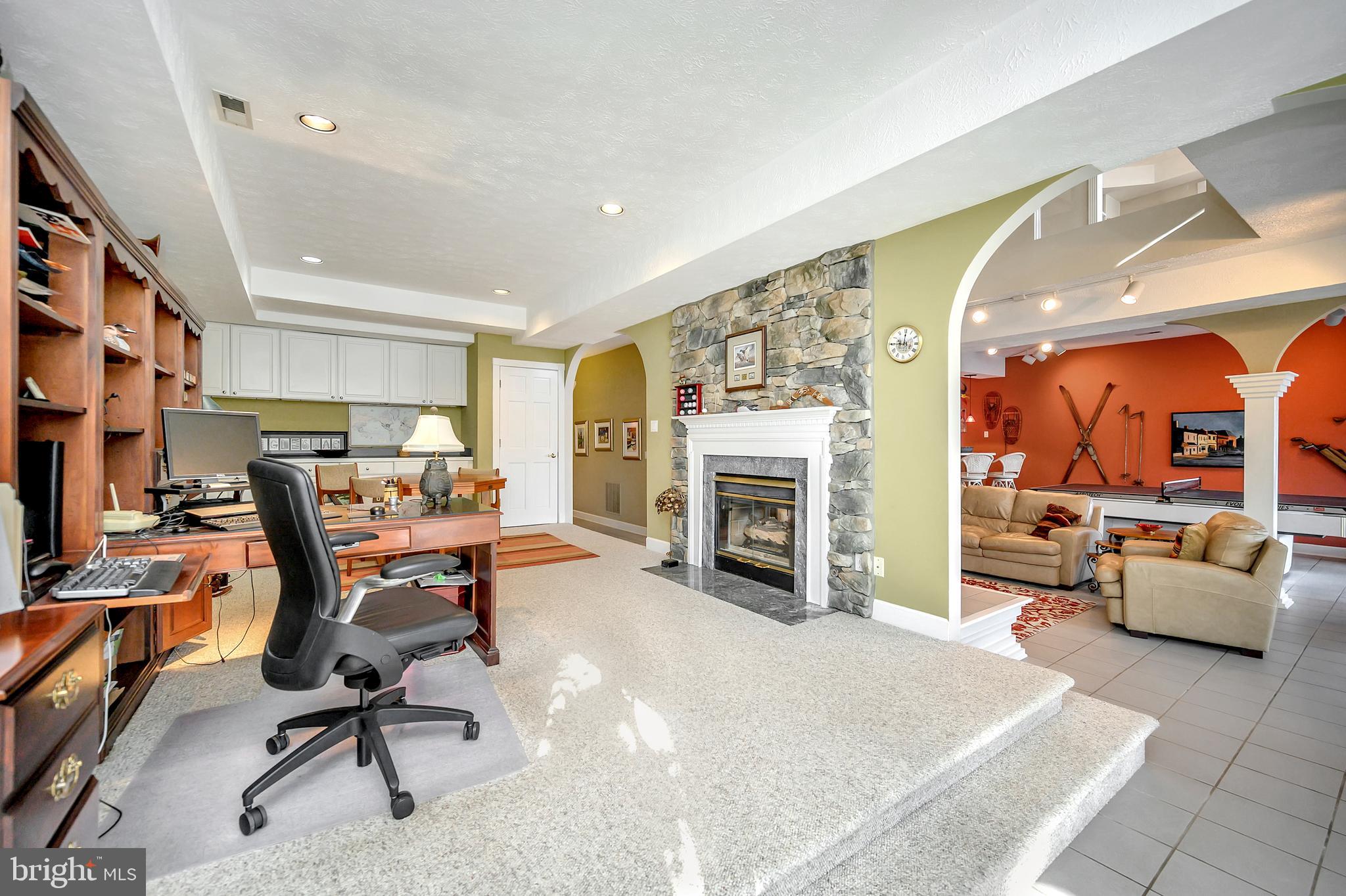 LAKE OF THE WOODS - Residential