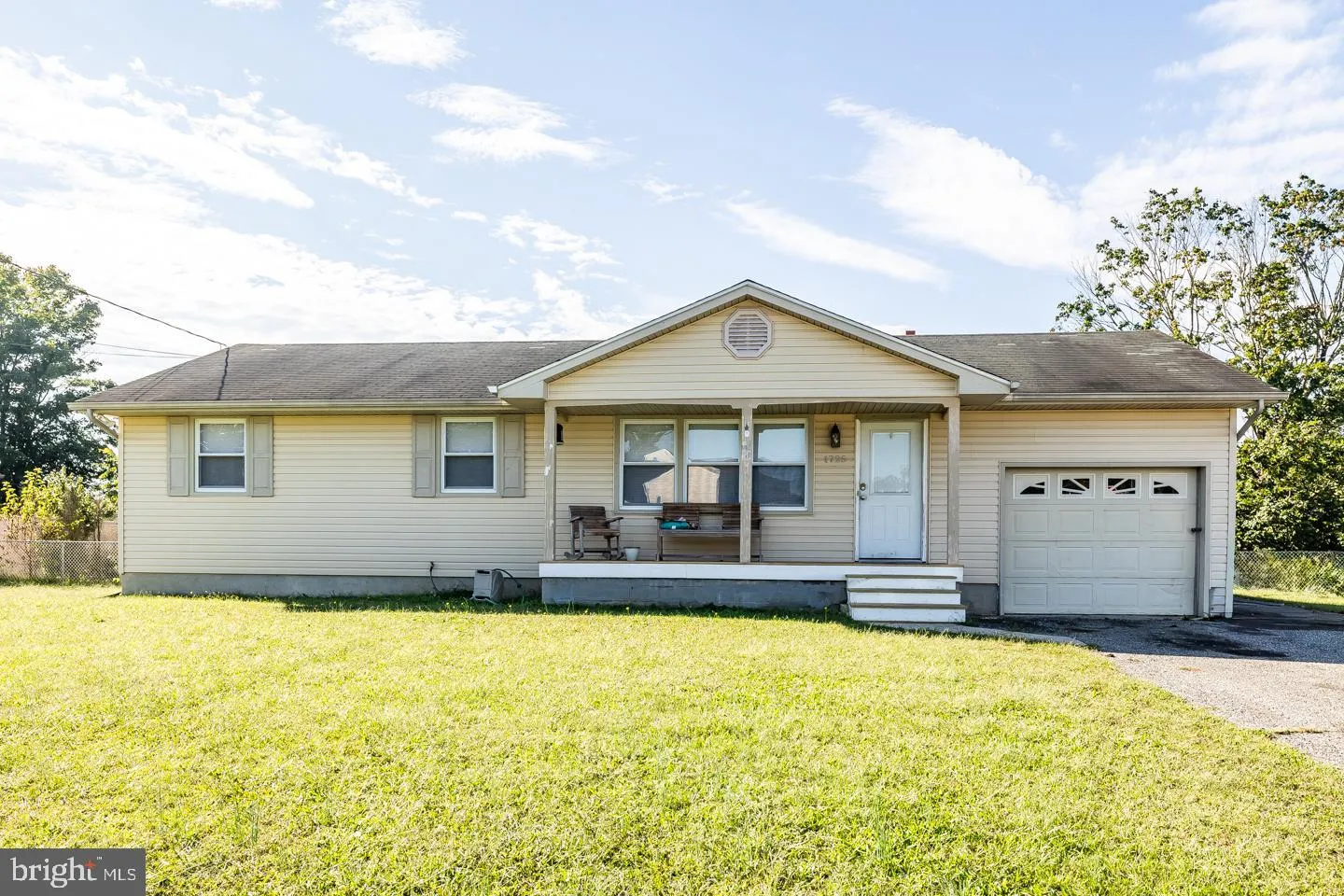 Vineland, New Jersey 08361, United States, 3 Bedrooms Bedrooms, ,2 BathroomsBathrooms,Residential,Pending,221337