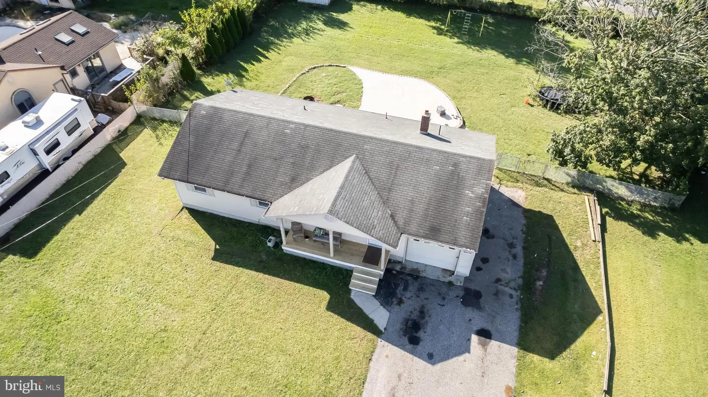 Vineland, New Jersey 08361, United States, 3 Bedrooms Bedrooms, ,2 BathroomsBathrooms,Residential,Pending,221337