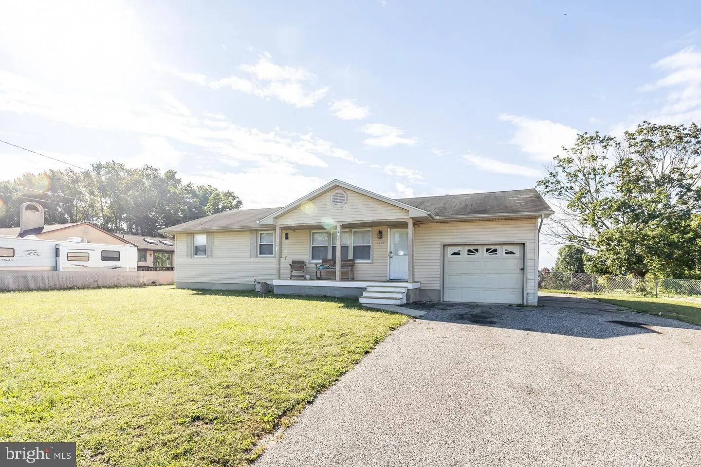 Vineland, New Jersey 08361, United States, 3 Bedrooms Bedrooms, ,2 BathroomsBathrooms,Residential,Pending,221337