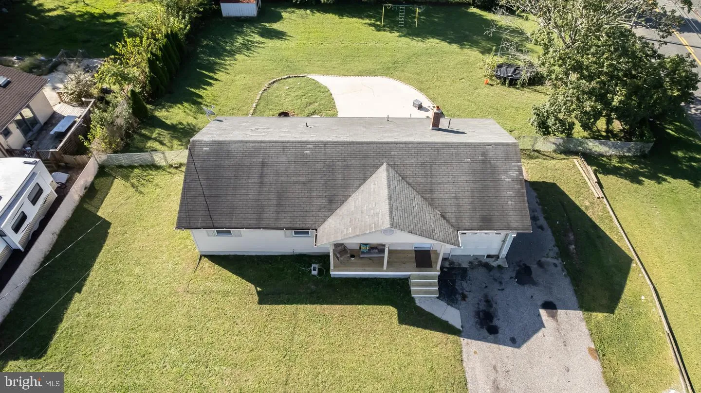 Vineland, New Jersey 08361, United States, 3 Bedrooms Bedrooms, ,2 BathroomsBathrooms,Residential,Pending,221337