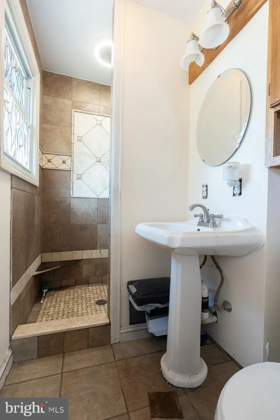 Vineland, New Jersey 08361, United States, 3 Bedrooms Bedrooms, ,2 BathroomsBathrooms,Residential,Pending,221337