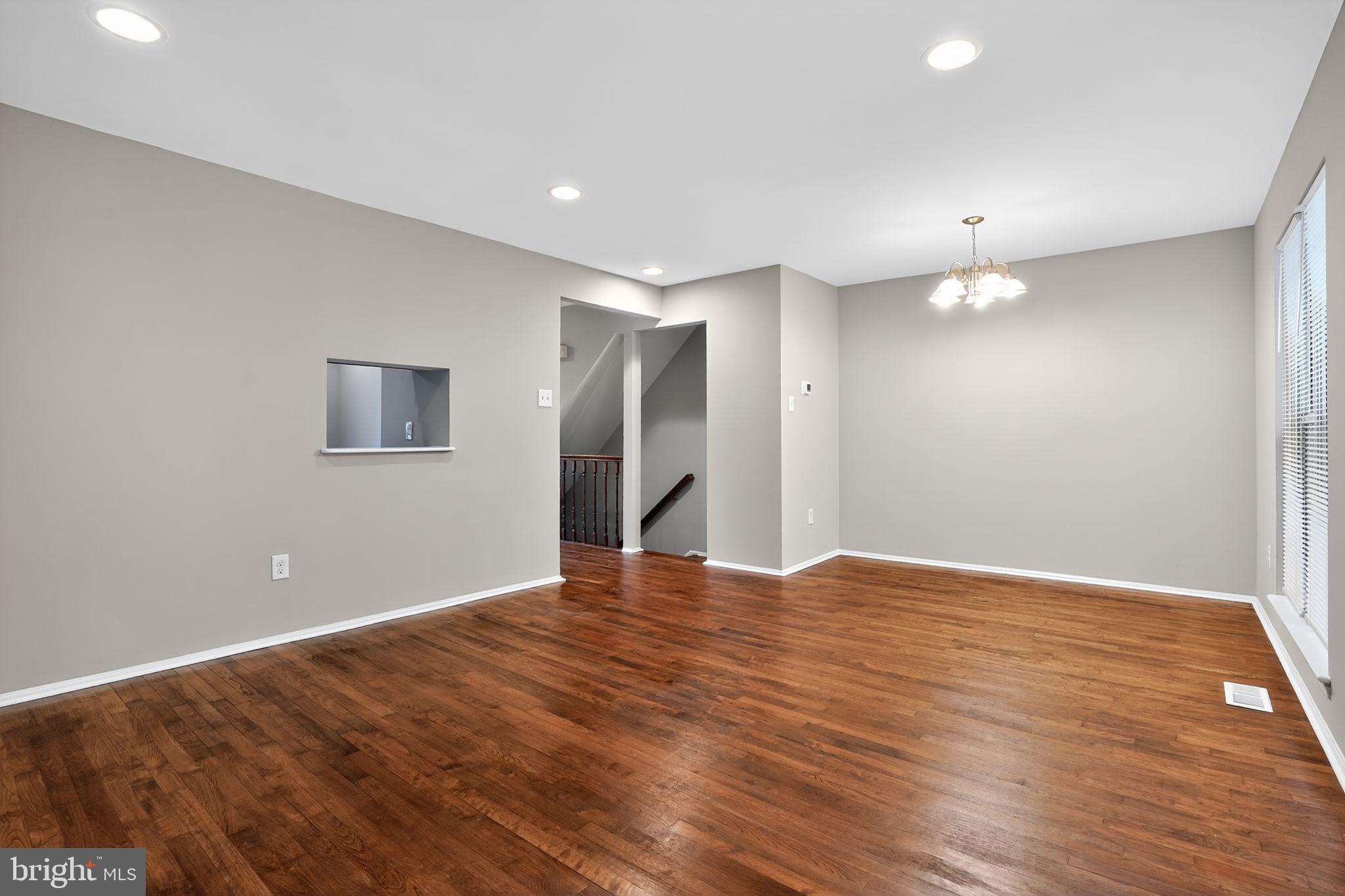 2118 PRINCESS ANNE COURT