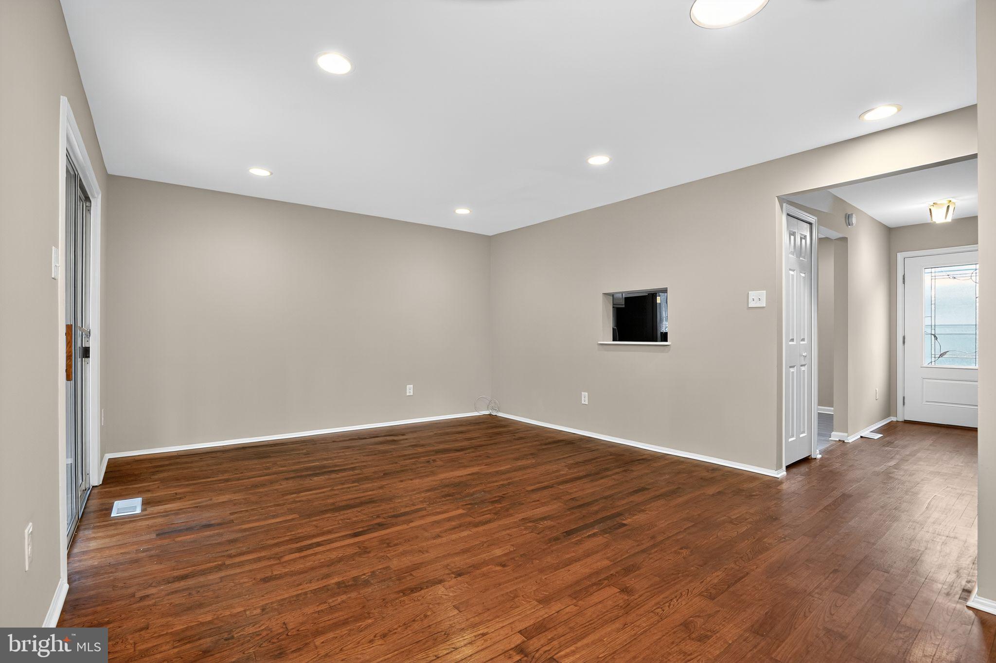 LAKE VILLAGE MANOR - Residential