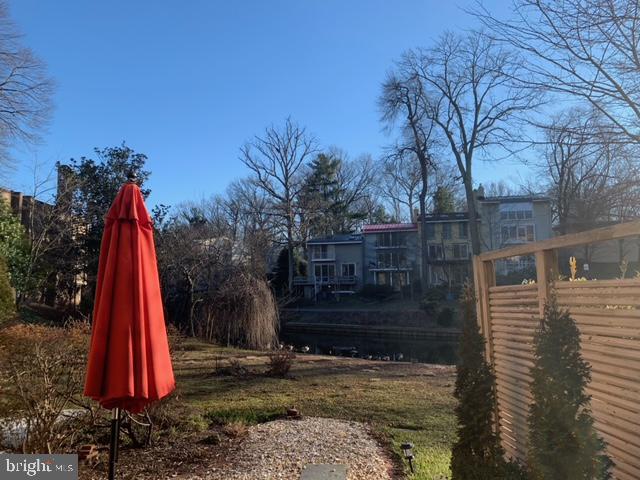 RESTON - Residential Lease