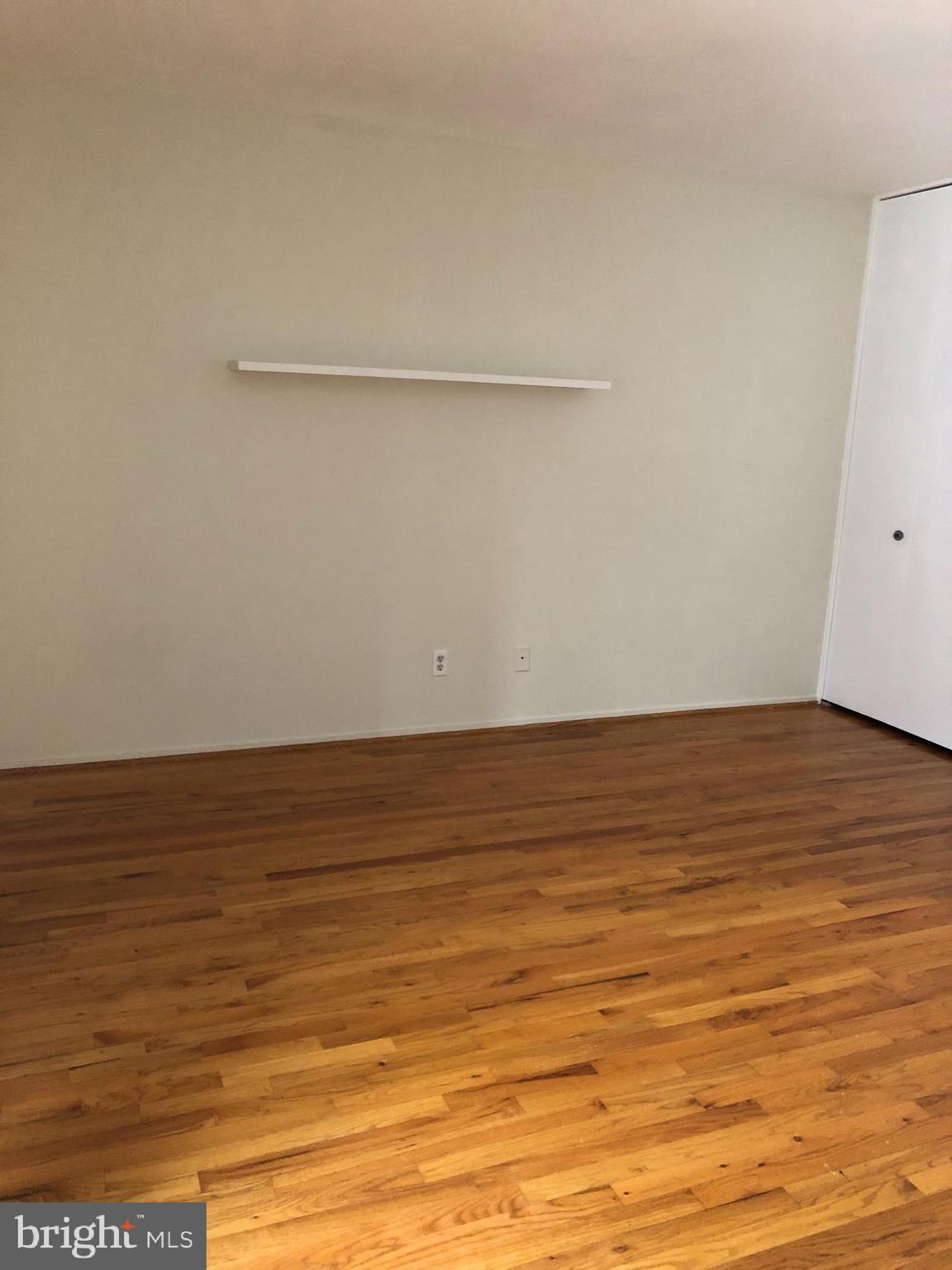 RESTON - Residential Lease