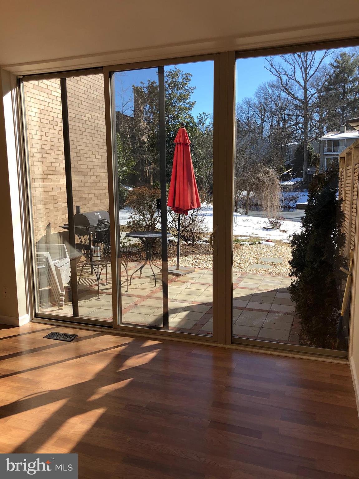 RESTON - Residential Lease