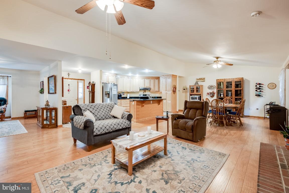 GALLANT GREEN WOODS SUB - Residential