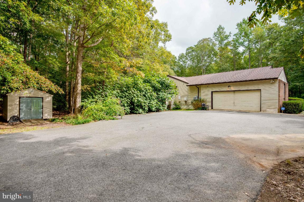 GALLANT GREEN WOODS SUB - Residential