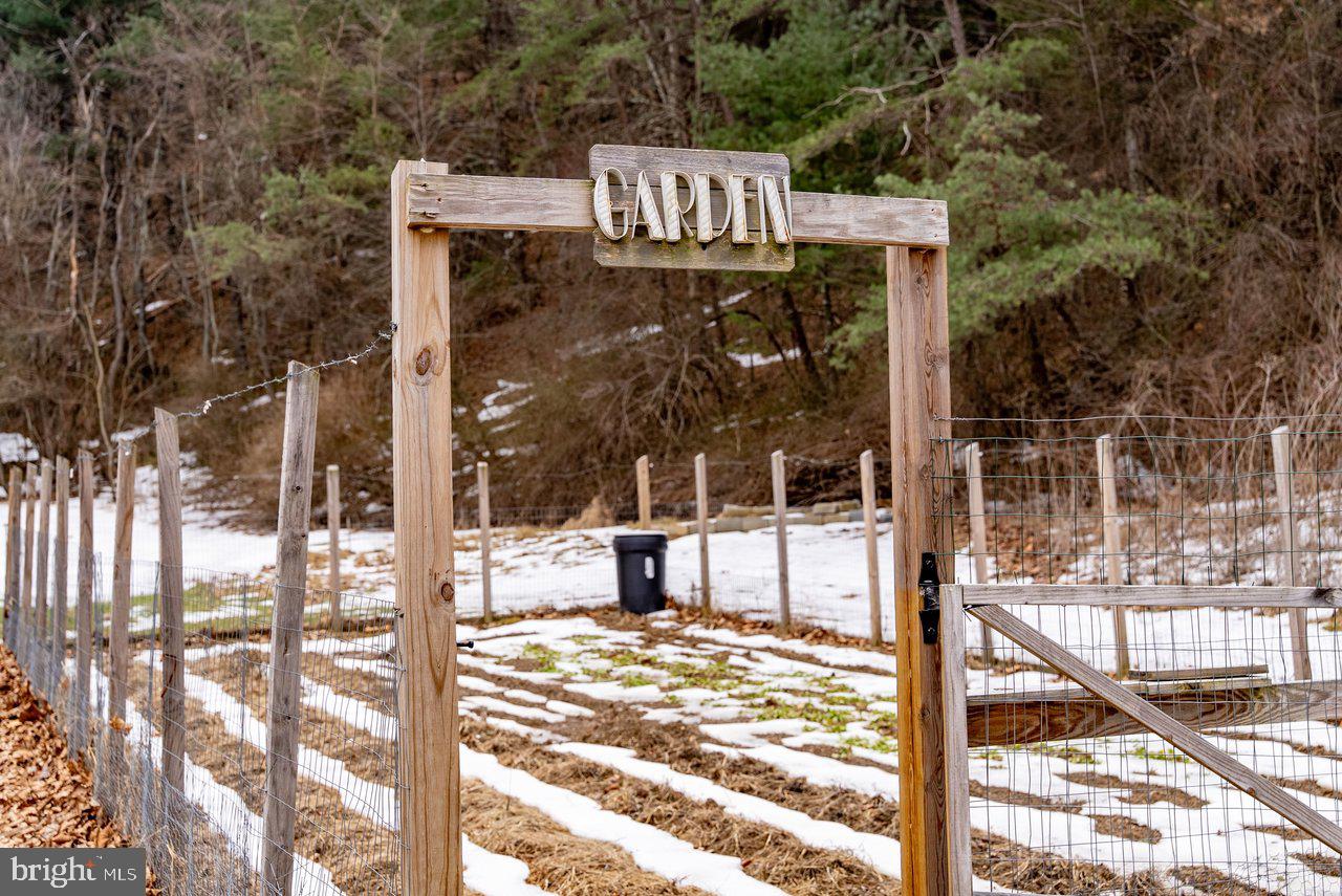 NONE-UNRESTRICTED - Residential