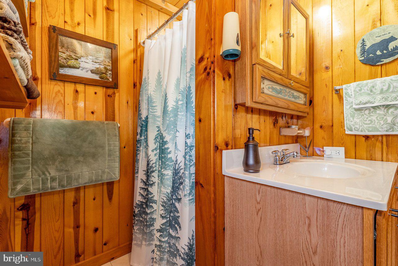 NONE-UNRESTRICTED - Residential