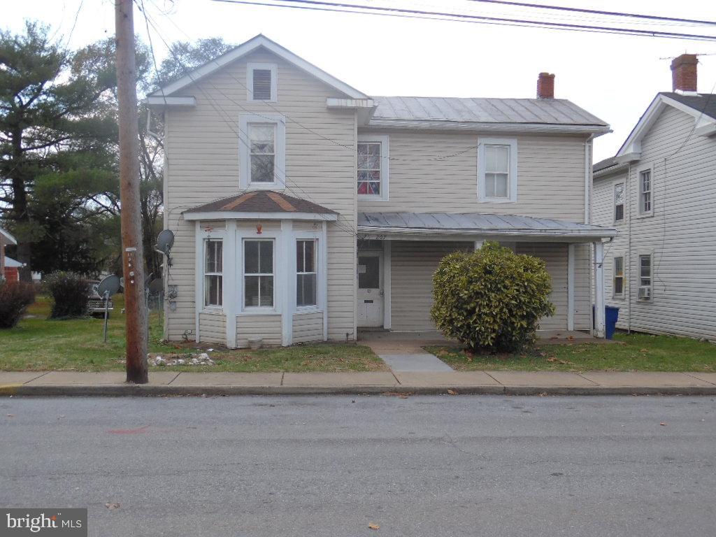 TOWN OF FRONT ROYAL - Residential Lease