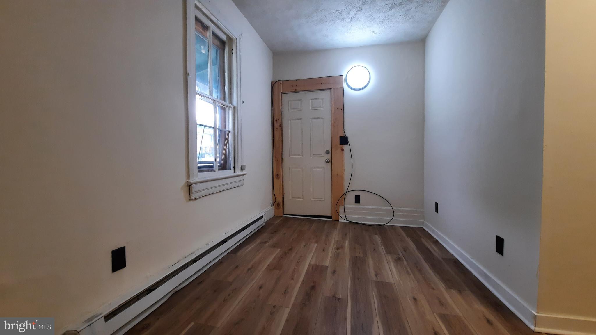 TOWN OF FRONT ROYAL - Residential Lease