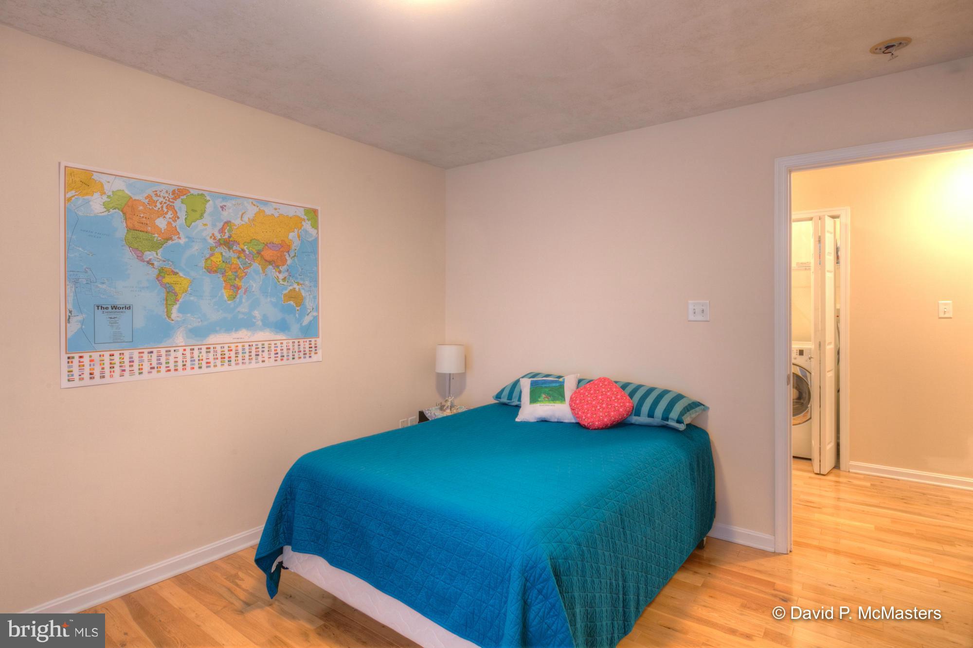 FORT HILL FARMS - Residential