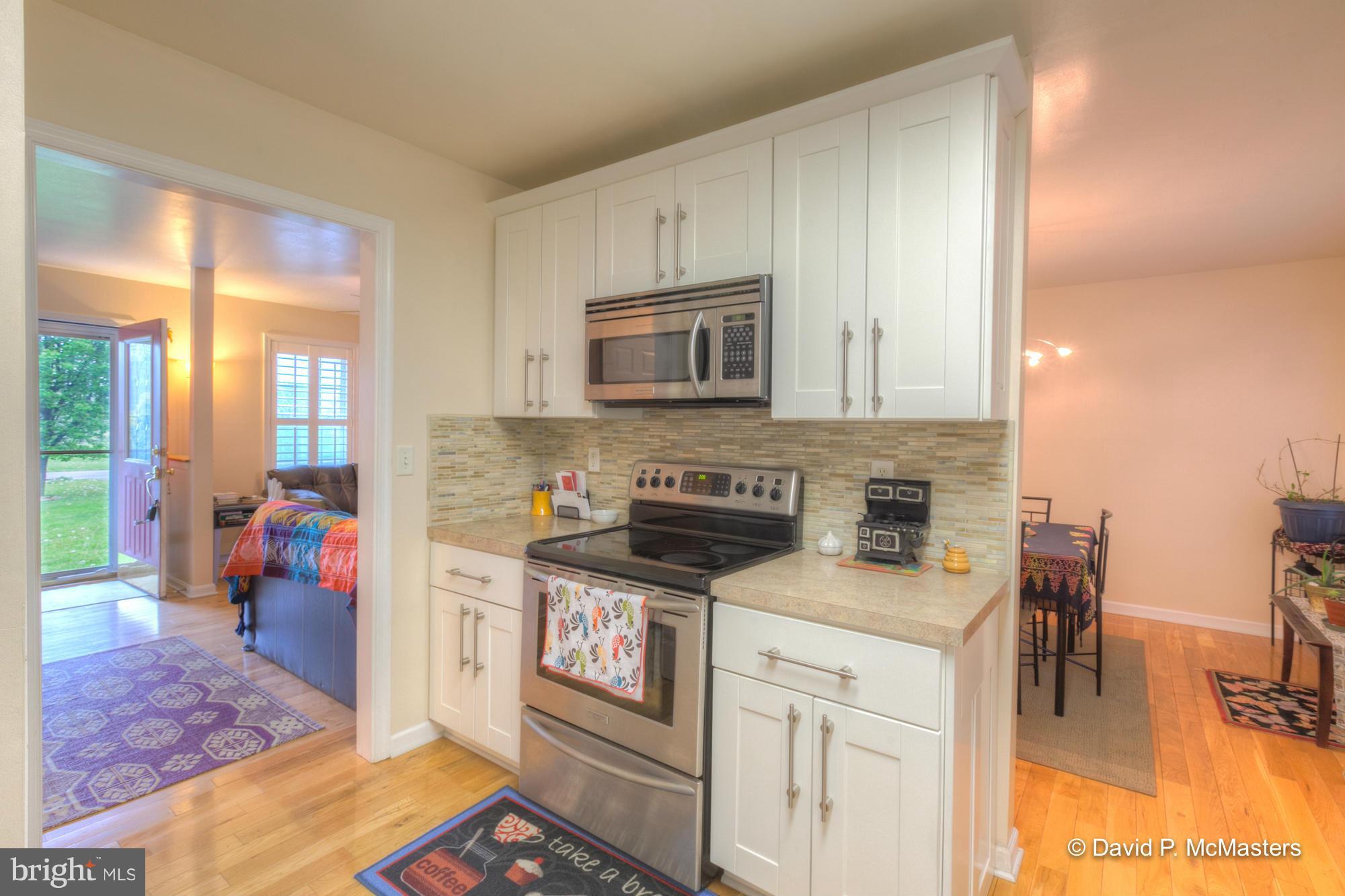 FORT HILL FARMS - Residential