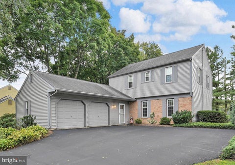 Homes For Sale - 2856 Michener Drive<br/> LANCASTER, PA 17601