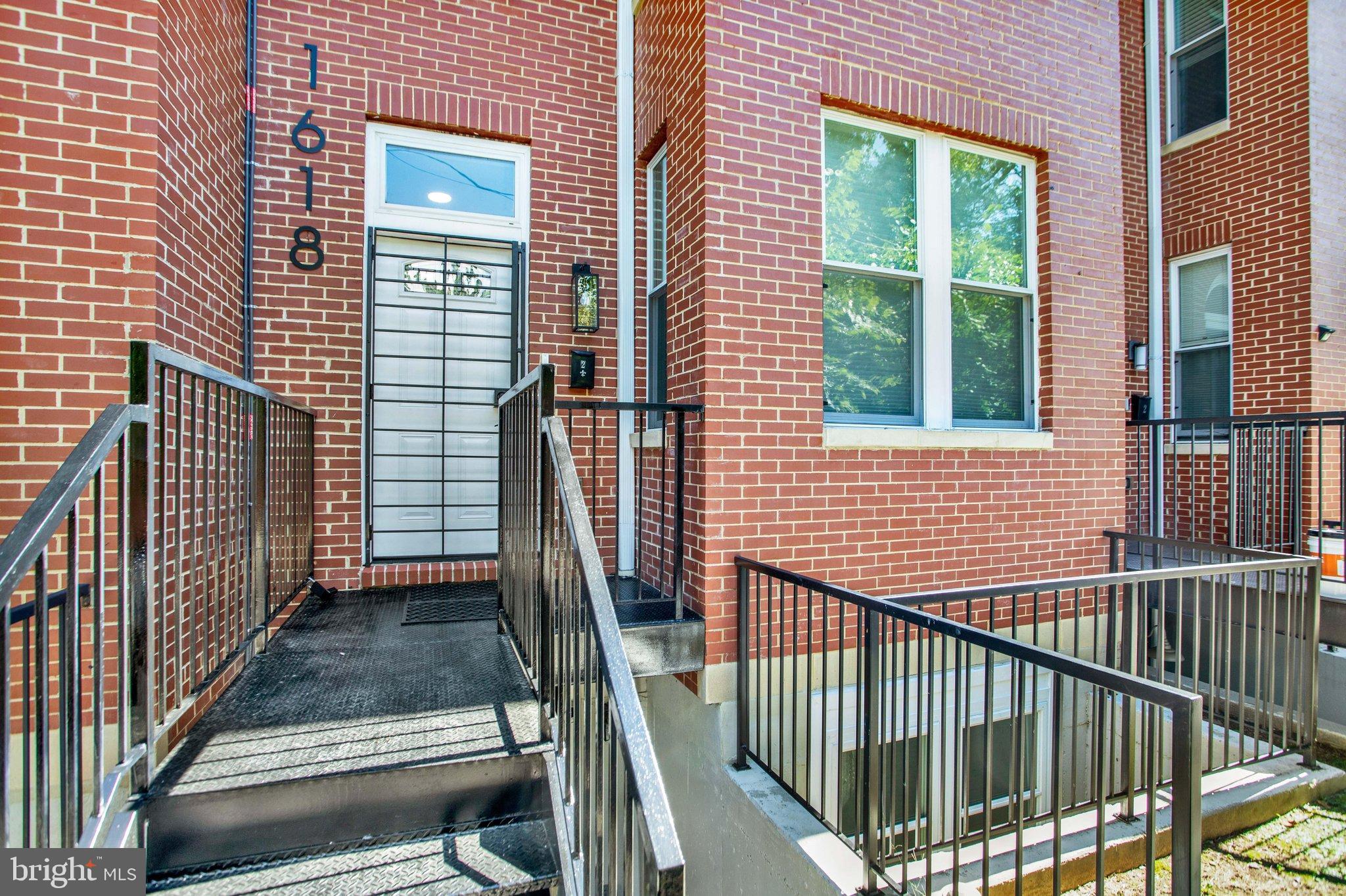 1618 26TH PLACE SE 2