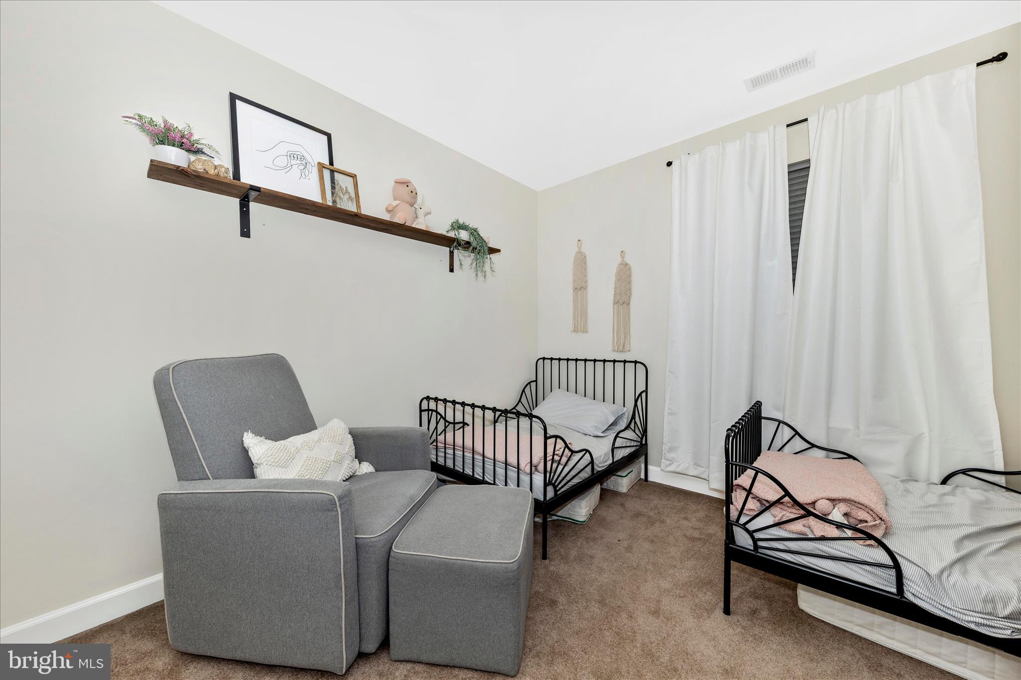 SPRING RIDGE - Residential