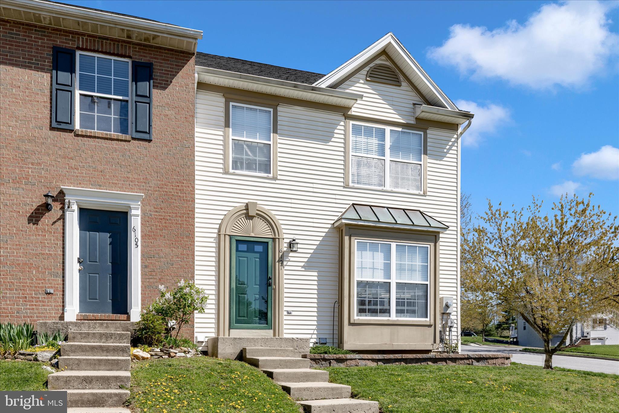 SPRING RIDGE - Residential